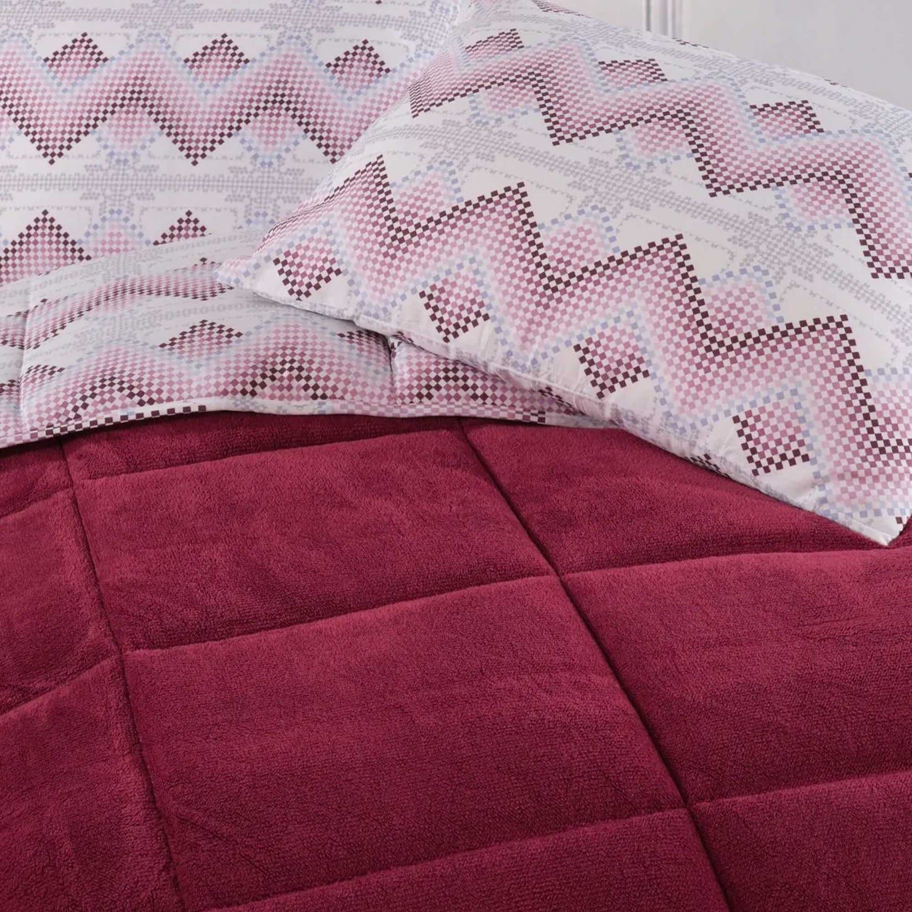 Nordic Schiller 4-Jahreszeiten Wende-Bettdecke – Kirschrot