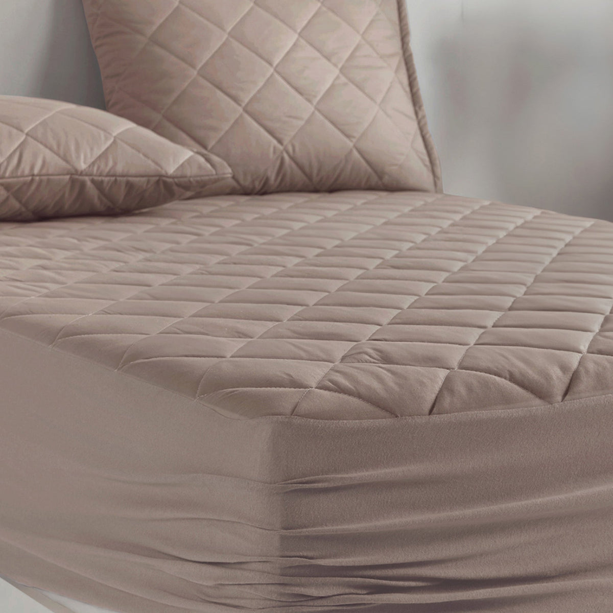 Nordic Schiller Gesteppt Wasserdichte Matratzenschoner - Beige