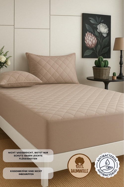 Brauner gesteppter Matratzenschoner aus 100 % Baumwolle - Spannbettlaken-Stil