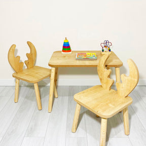 COZYCOLLECTIONS Kindertisch-Set mit Tiermotiv-Stühlen aus Naturholz
