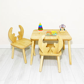 COZYCOLLECTIONS Kindertisch-Set mit Tiermotiv-Stühlen aus Naturholz