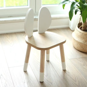 COZYCOLLECTIONS Kindertisch-Set mit Tiermotiv-Stühlen aus Naturholz