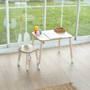 COZYCOLLECTIONS Kindertisch-Set mit Tiermotiv-Stühlen aus Naturholz