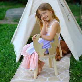 COZYCOLLECTIONS Kindertisch-Set mit Tiermotiv-Stühlen aus Naturholz