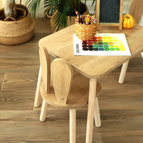 COZYCOLLECTIONS Kindertisch-Set mit Tiermotiv-Stühlen aus Naturholz