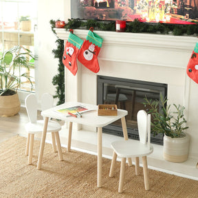 COZYCOLLECTIONS Kindertisch-Set mit Tiermotiv-Stühlen aus Naturholz