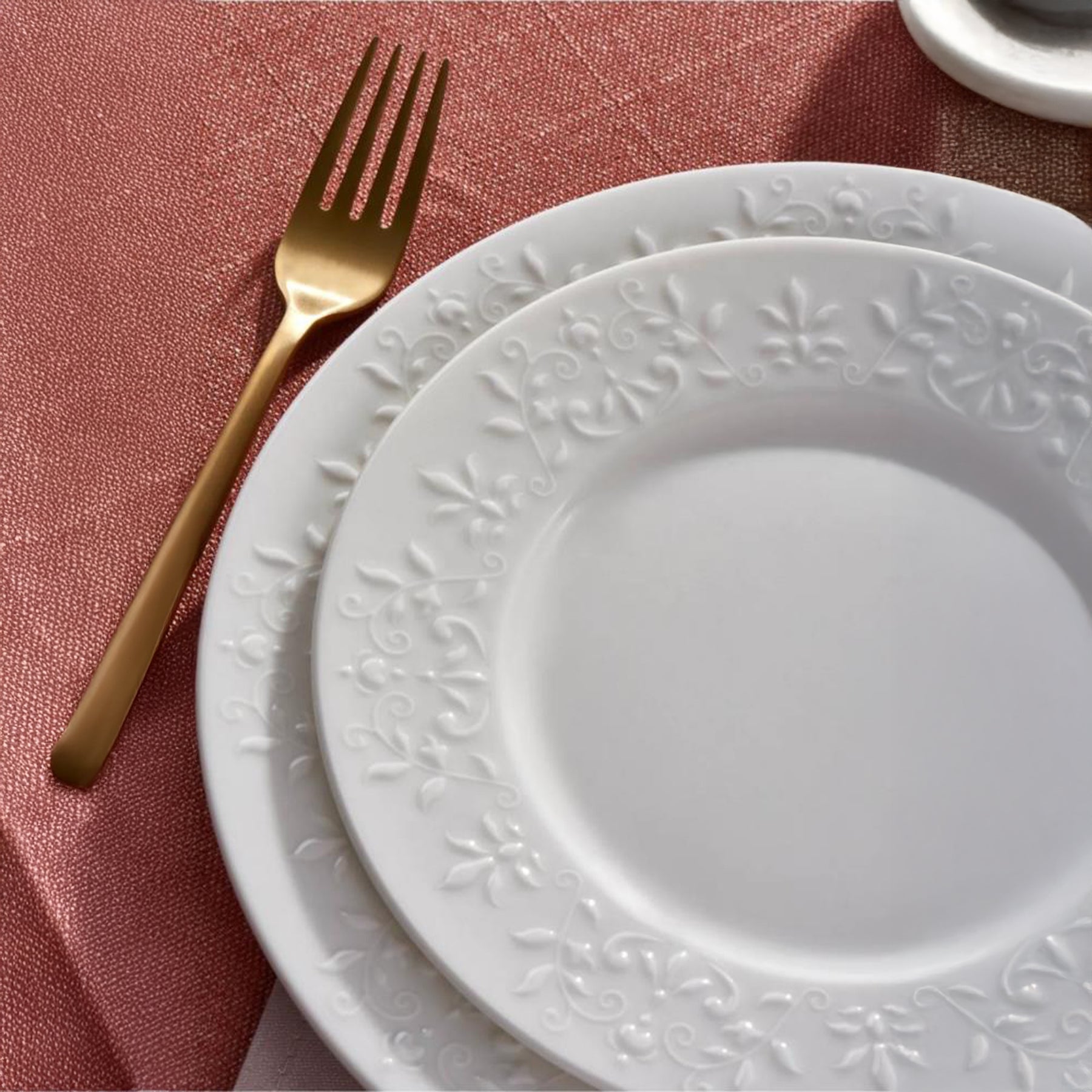GÜRAL Dilruba creme Tafelservice, 18-tlg., 6 Personen, Porzellan, mit Reliefmuster