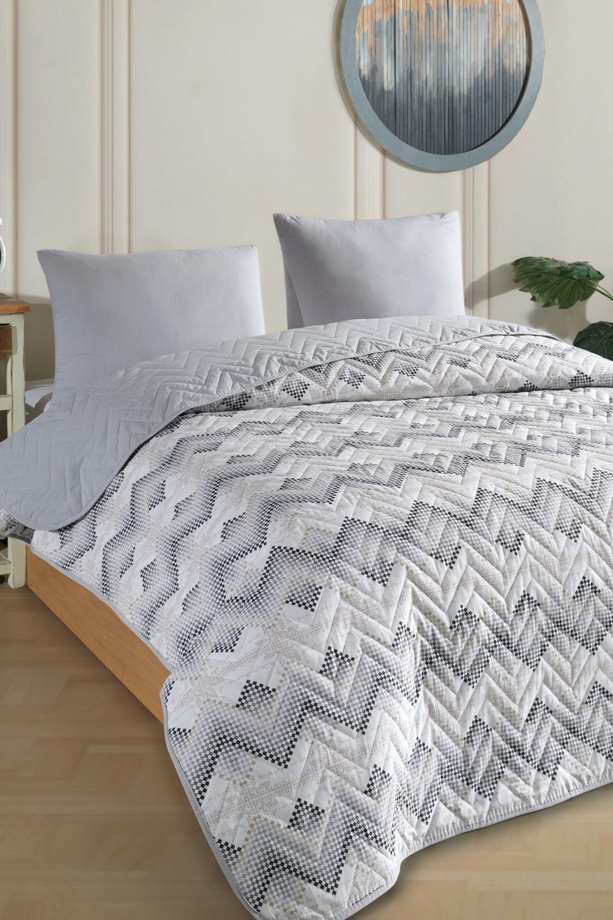 Formeya Doppelt gemustertes, gestepptes, doppelseitiges, buntes Piqué-Tagesdecken-Set, 200 x 230 cm (ohne Laken)