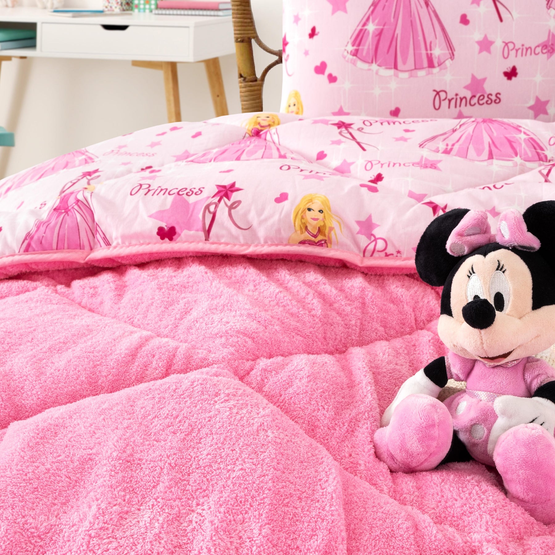 Lux Anti-Allergic Princess Patterned Child-Single Europäische Größe Double-Sided Quilt 135x200 cm