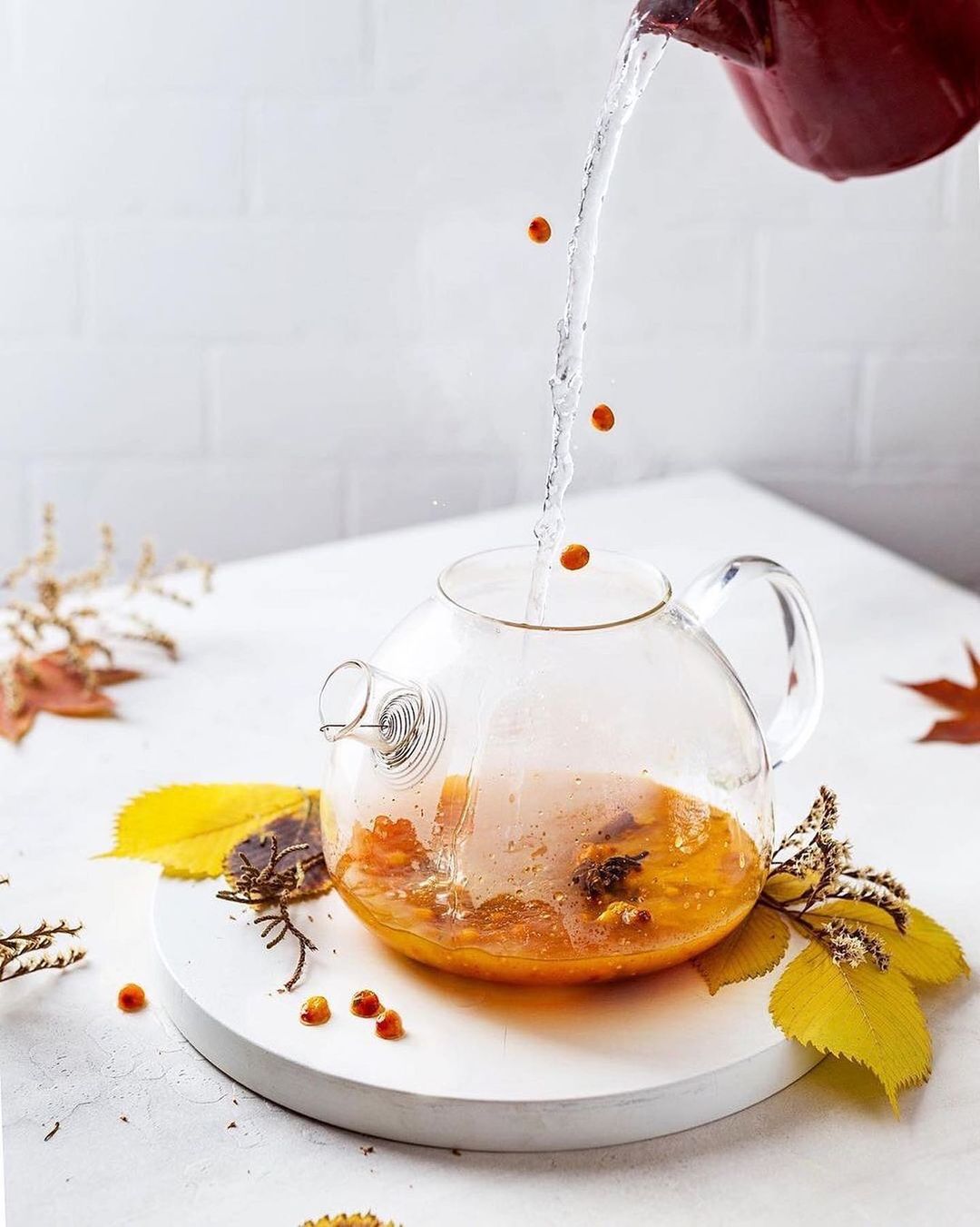 Wilmax Teekanne 1500 ml aus hitzebeständigem Glas mit Filter