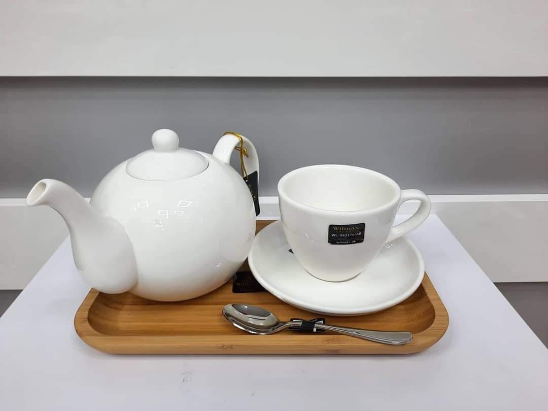 Wilmax Teetasse mit Untertasse 300 ml Weiß Porzellan WL-993176/AB
