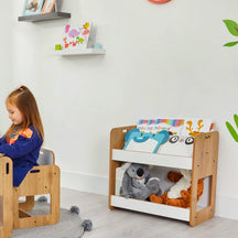 Cozy Collections Dove 2-stöckiges Bücherregal – Natur- und Weißholz mit Montessori-Tragegriffen, H55 × B56 × T34 cm