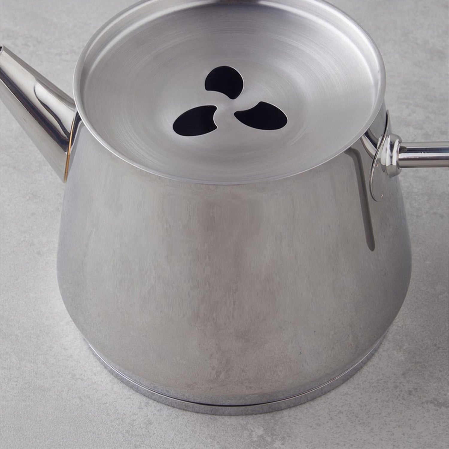 English Home New Aden Teekanne aus Stahl (Çaydanlık) 0,75-1,75 l Silber