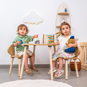 COZYCOLLECTIONS Kindertisch-Set mit Tiermotiv-Stühlen aus Naturholz