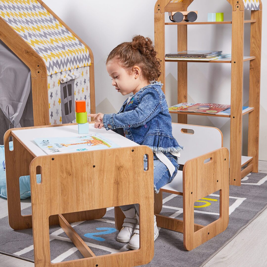 Cozy Collections Dove Montessori-Set – Kindertisch + 1 Stuhl aus Naturholz/Weiß, 2–4 Jahre, Sitzhöhe 25 cm