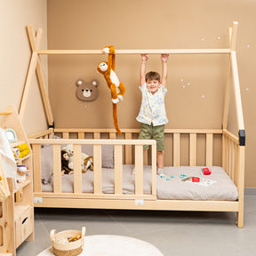 Cozy Collections Montessori-Tipi-Bett aus Naturholz mit Gittern – 90 × 200 cm, 3-seitige Sicherheitsbarrieren, niedrige Montessori-Höhe