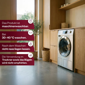 Luxus-Steppdecke Bordeaux Kissenbezug Arrangement Schlafkomfort
