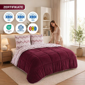 Wellsoft-Steppdecke Bordeaux mit Kissen Schlafzimmer Ansicht