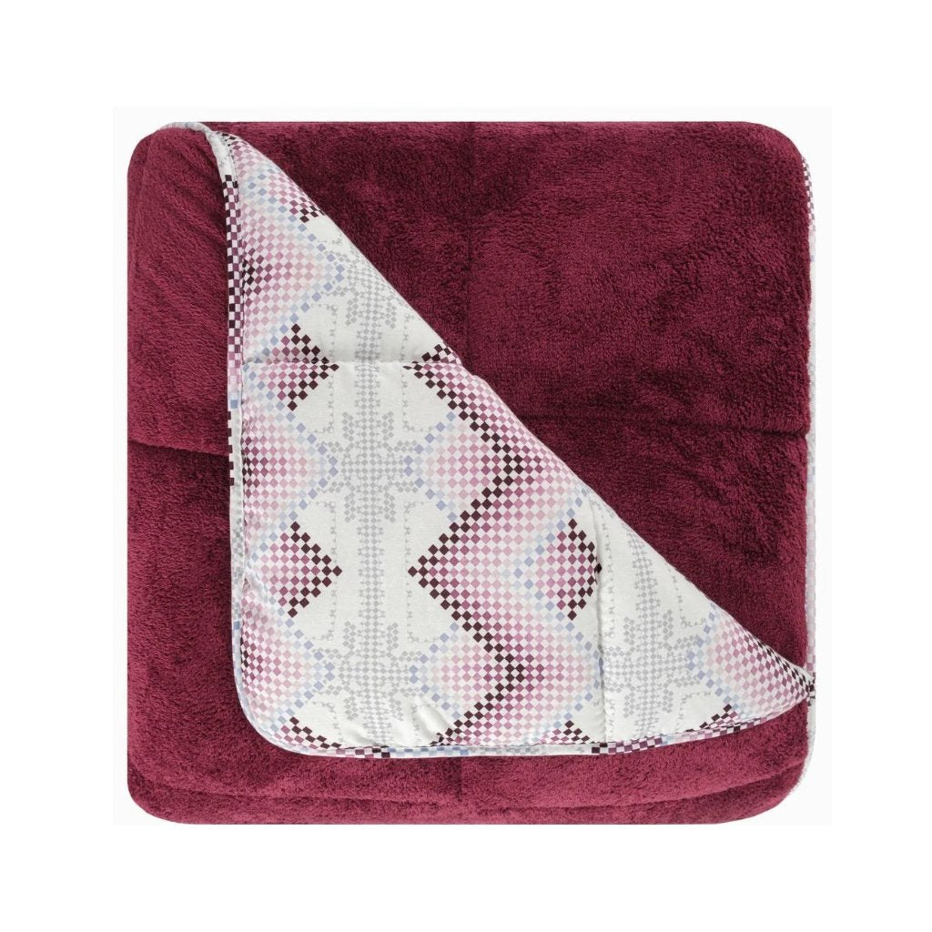 Luxus-Wellsoft-Steppdecke Bordeaux Wellsoft-Seite Detailaufnahme