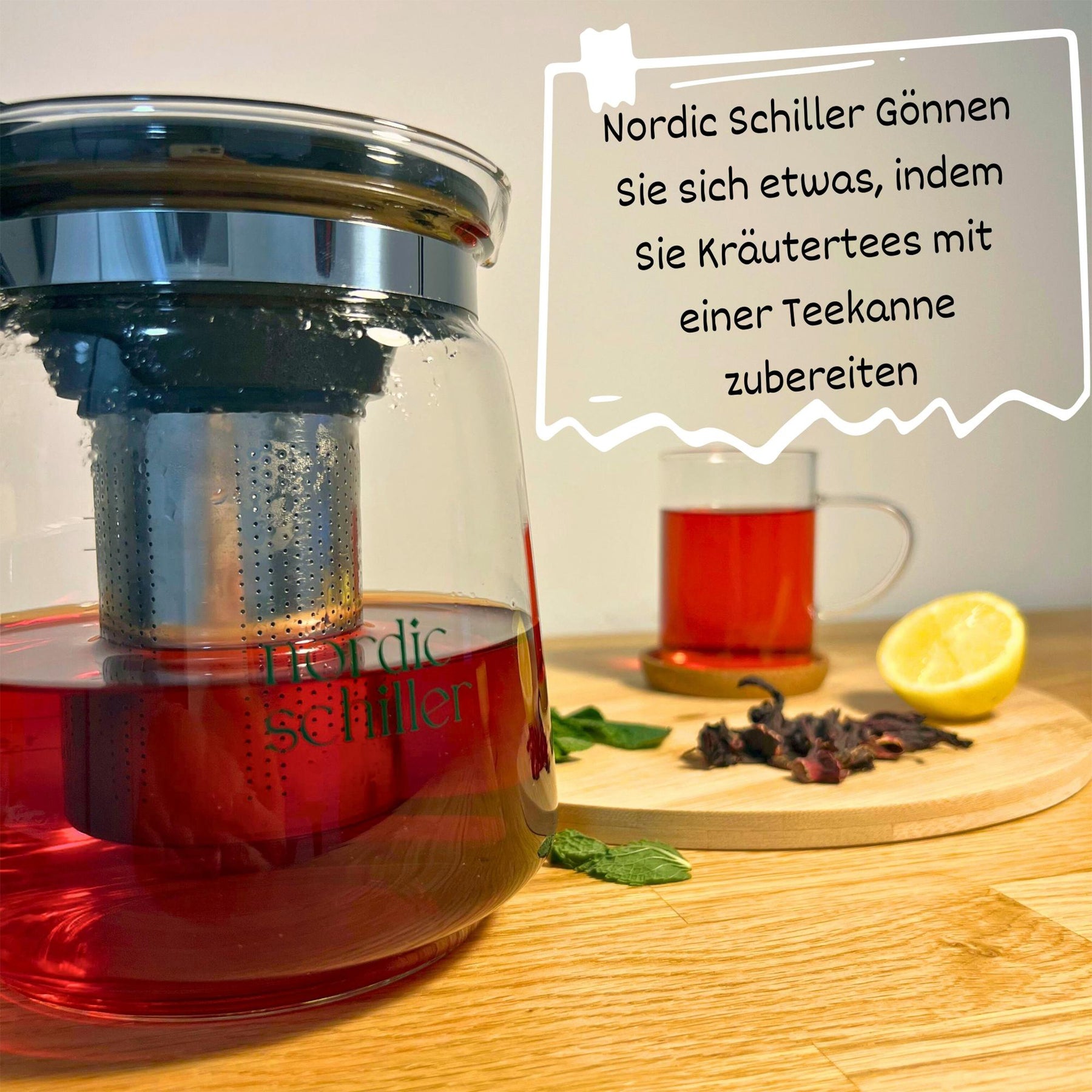 Nordic Schiller Lilac Glas Teekanne mit Deckel und Edelstahl-Sieb – 1500 ml