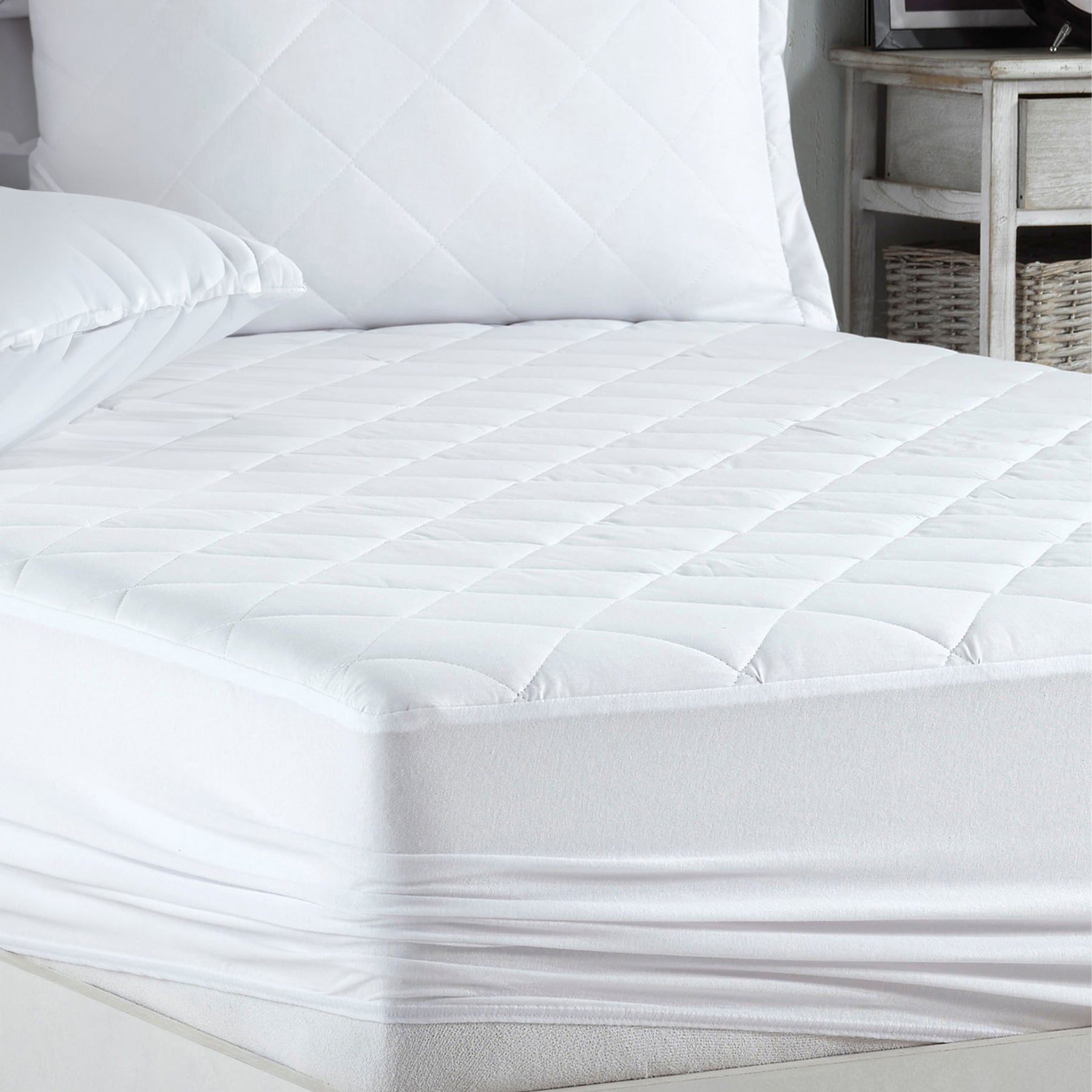 Nordic Schiller Mikrogesteppt Wasserdichte Fitted Matratzenauflage