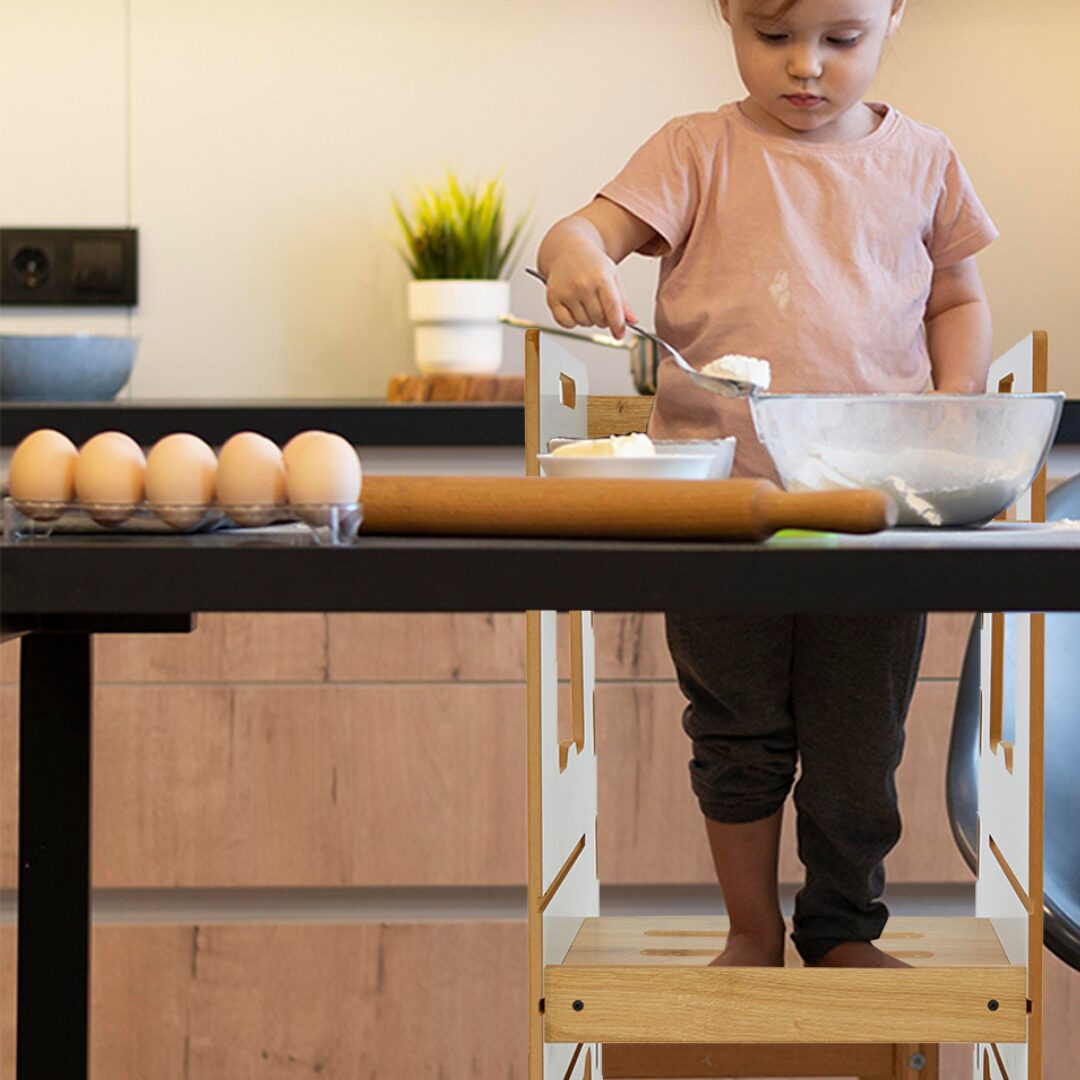 Cozy Collections Kompletter Montessori-Lernturm aus Holz – verstellbarer Tritthocker mit 3 Höhen (28/38/46 cm), 2–6 Jahre, bis 50 kg