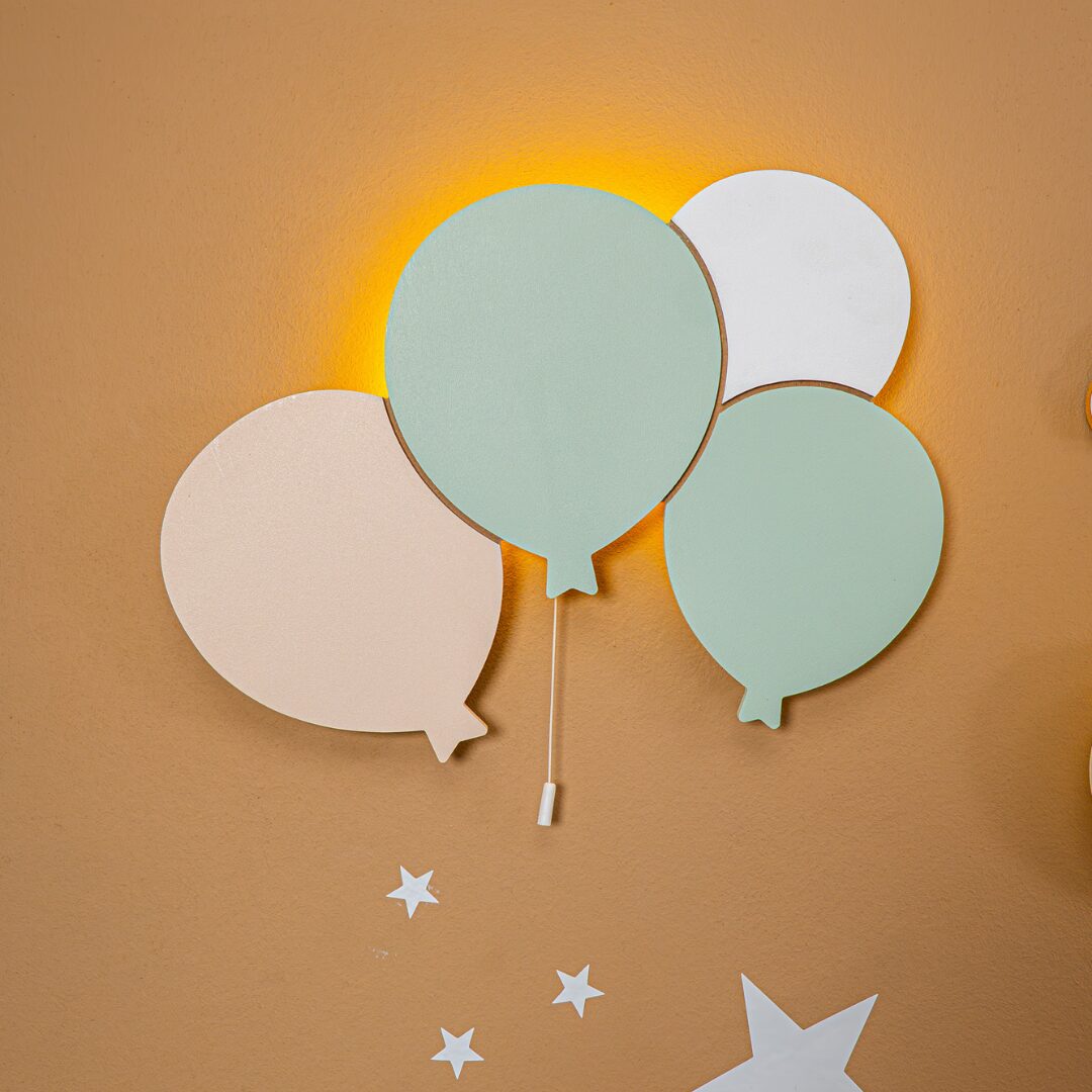 Cozy Collections LED-Ballons-Nachtlicht aus Naturholz (LED, Batteriebetrieb)