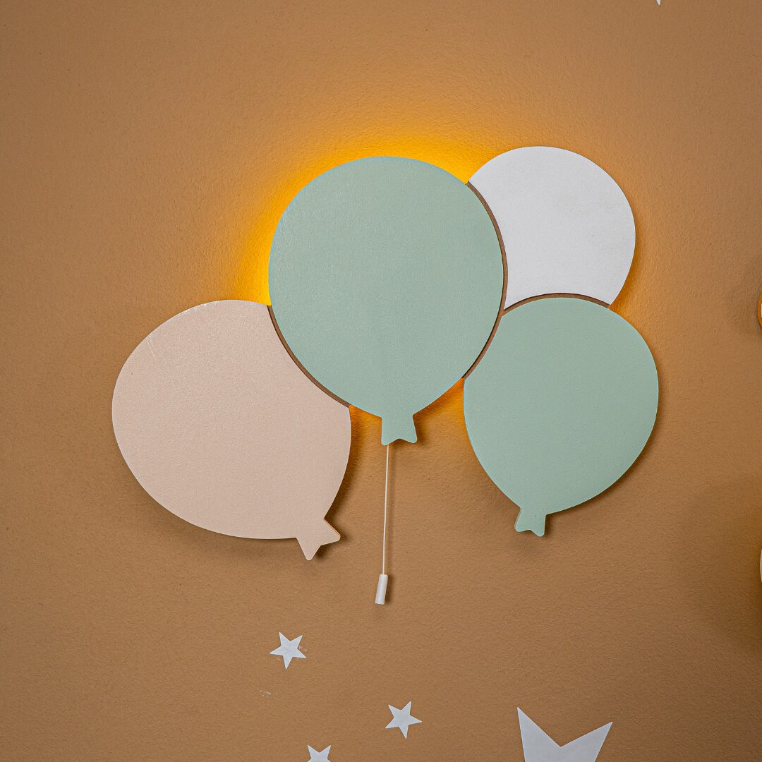 Cozy Collections LED-Ballons-Nachtlicht aus Naturholz (LED, Batteriebetrieb)