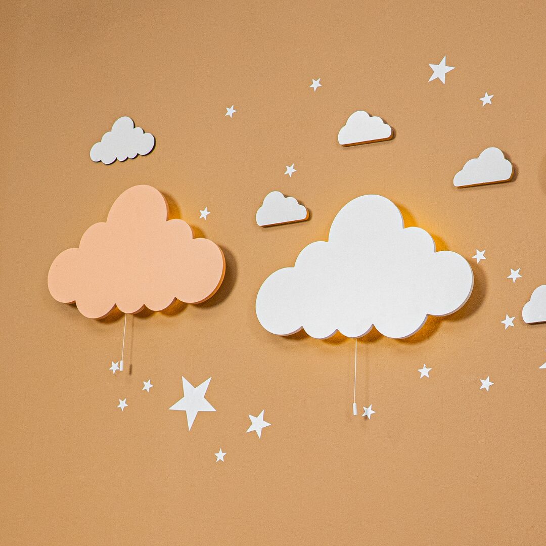Cozy Collections Handbemalte LED-Wandleuchte Wolke aus Holz – Pastell (Rosa/Grau/Beige), 9V batteriebetrieben, Einzel/Duo/3er-Set