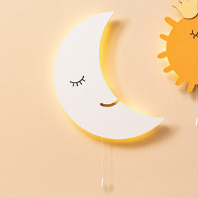 Cozy Collections – Mond-Nachtlicht aus Naturholz(LED, Batteriebetrieb)