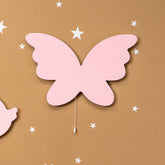 Cozy Collections – Schmetterling-Nachtlicht aus Naturholz(LED, Batteriebetrieb)