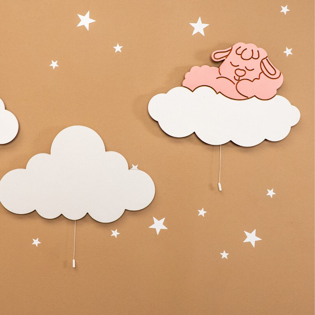 Cozy Collections Handbemalte LED-Wandnachtlichter Elefant & Lamm auf Wolke aus Holz – Pastell (Blau/Rosa/Weiß), 9V batteriebetrieben, Einzel/Duo/Trio