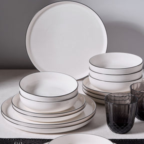 GÜRAL Bilbao Tafelservice 12-tlg., 4 Personen, Bone Porzellan, Creme mit schwarzem Rand